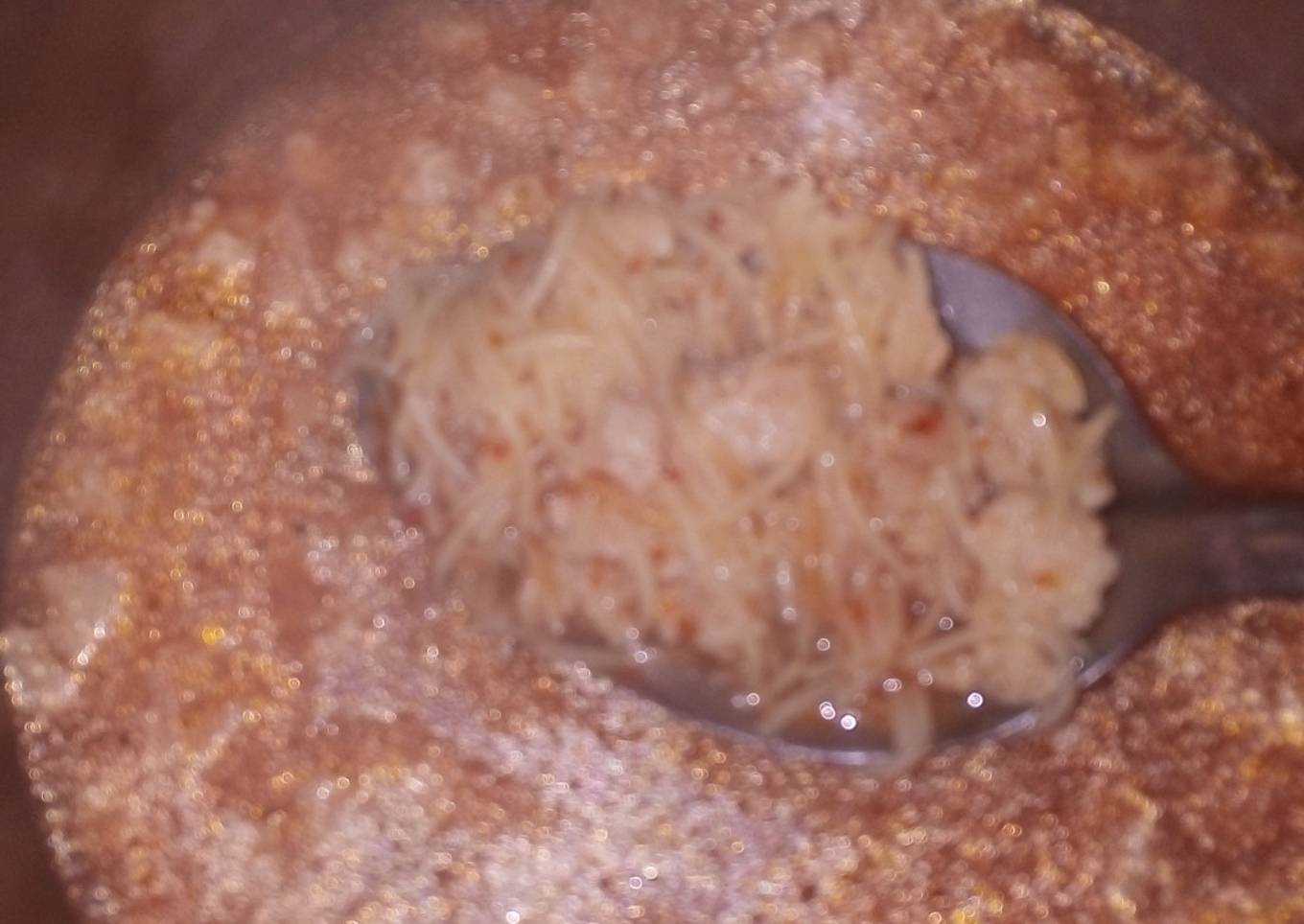 Sopita de fideo aguada con soya