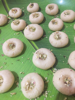 பால் பேடா 🥛🥛 (Paal beda recipe in tamil) செய்முறை முக்கிய புகைப்படம்
