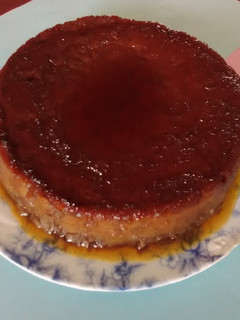 Una foto de Budín chocolatoso de pan 🥧