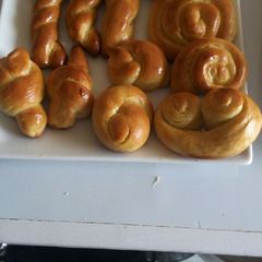 A picture of Breadrolls.