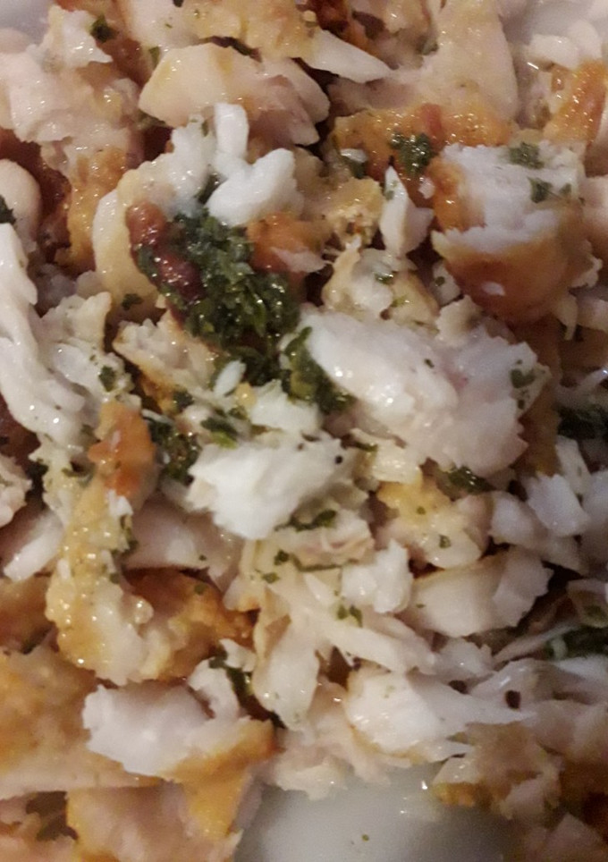 Una foto de Ensalada con merluza