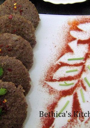 A picture of Ragi Idli.