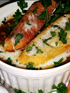 A picture of Mike's French Onion Soup.
