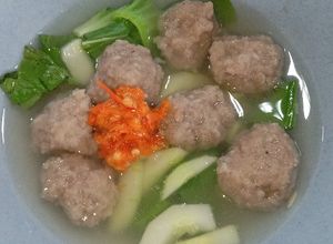 Foto resep Bakso Kasar daging Sapi - Cocok buat keluarga besar
