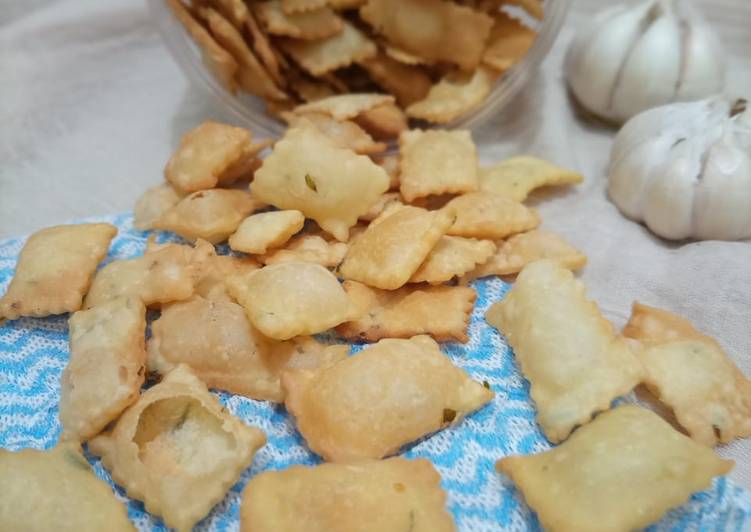 Siap Saji Keripik bawang Nikmat Lezat