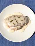 Pollo cordón blue con bechamel