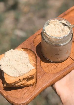 Una foto de 🫕TOFUDELPHIA 🫕 queso untable vegano