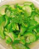 Mướp non xào đơn giản