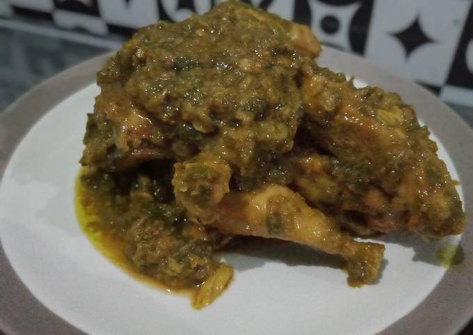 Cara bikin Ayam Lado Mudo (Ayam Cabe Hijau) Cara bikin Ayam Lado Mudo (Ayam Cabe Hijau)