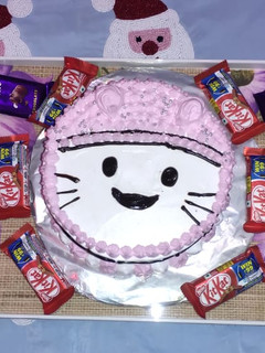डॉल केक (doll cake recipe in Hindi) रेसिपी मुख्य फोटो