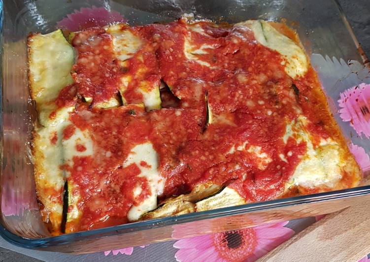 Comment Servir Gratin d&#39;aubergines,courgettes, tomates, mozza façon lasagnes