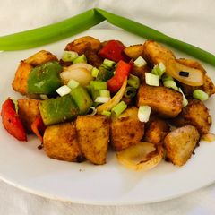 A picture of Schezwan Chilli idli.