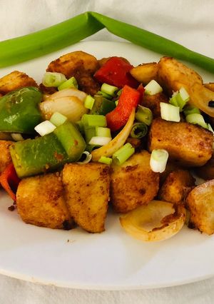 A picture of Schezwan Chilli idli.