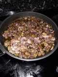 Refrito de habas en conserva con calamares