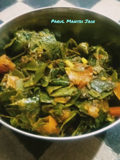 तोरई के छिलके की सब्जी(torai k chhilke ki sabji recipe in Hindi) रेसिपी मुख्य फोटो