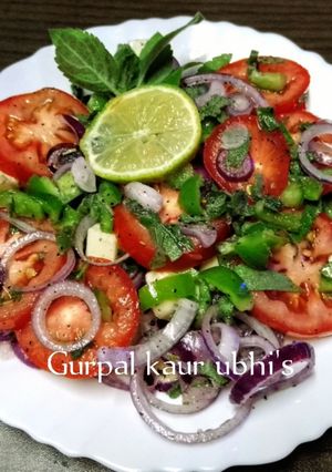 A picture of Golden shine crunch salad with Tulsi.