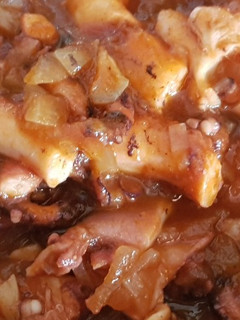 Una foto de Guiso de pulpo. Pica pica de pop
