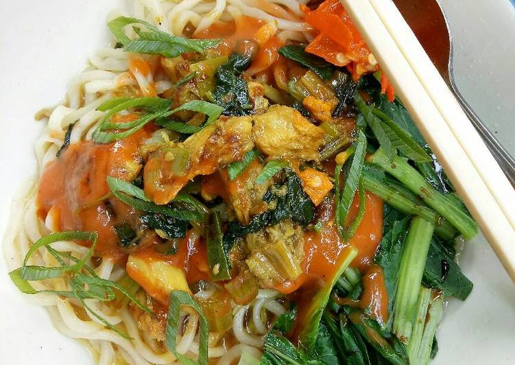 Resep Mie Ayam oleh Tineu S Tresnaningtyas - Cookpad