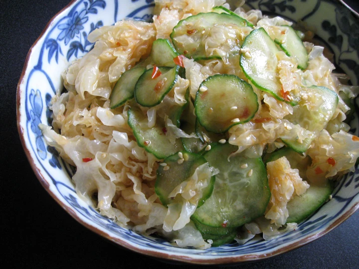 Easy Way Prepare Recipe Snow Fungus &amp;amp; Cucumber Salad that is Delicious, Can Spoil the Tongue}