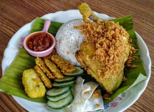 Gambar Ayam Penyet