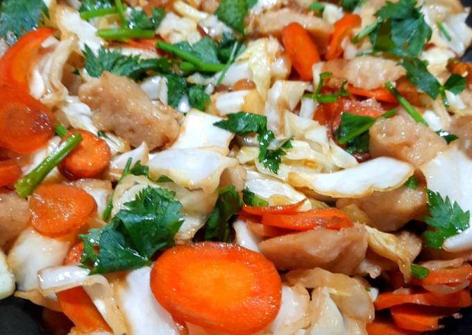 Resep Tumis Kol Wortel Dan Bakso Oleh Anna Zln Cookpad