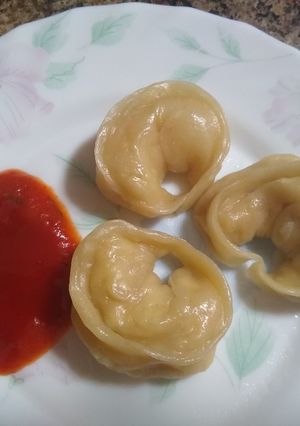 पनीर मोमोज (paneer momos recipe in marathi) रेसिपी चे मुख्य फोटो 