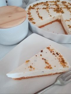 Lime-menta sajttorta, gluténmentesen, sütés nélkül recept fotója