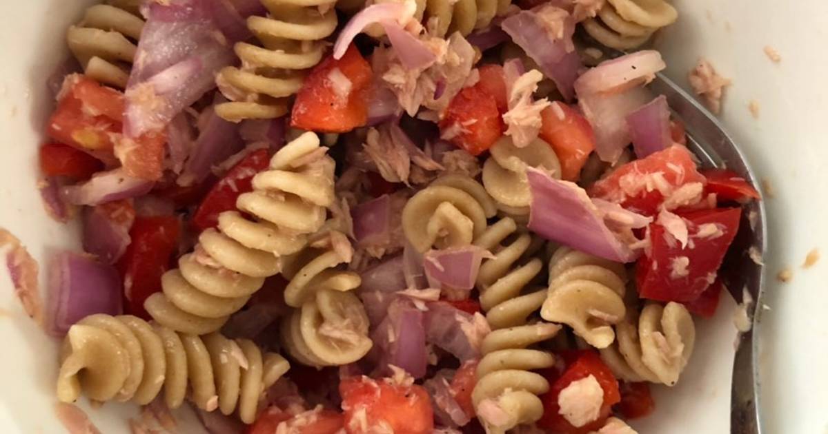 Pasta integral cocida con atún de 159 Kcal - Receta fácil en la app Avena