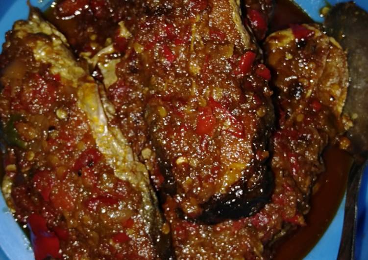 Ikan patin balado