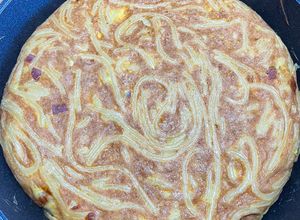 Foto di #662 Frittata di Bucatini 🥚🍳🥓🧀