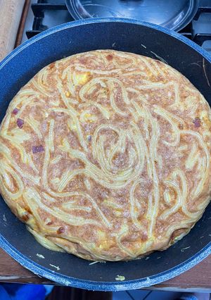 A picture of #662 Bucatini Frittata 🥚🍳🥓🧀.