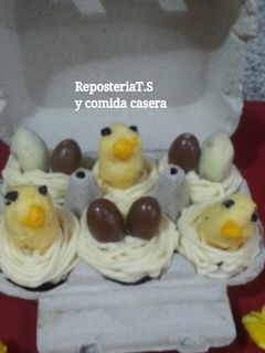 Una foto de Cupcakes de Pascua