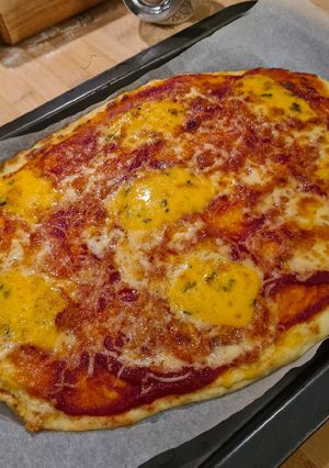A picture of Cauliflower based pizza.