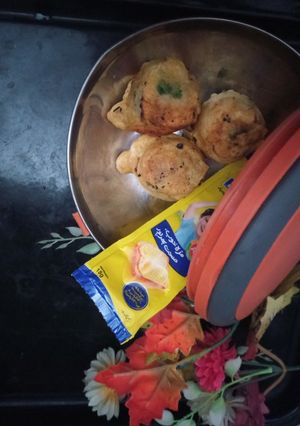 A picture of One bite Chicken potato balls.