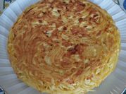 Una foto di frittata spaghetti