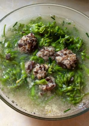 Hình của món Canh hoa thiên lý nấu thịt viên 😋.
