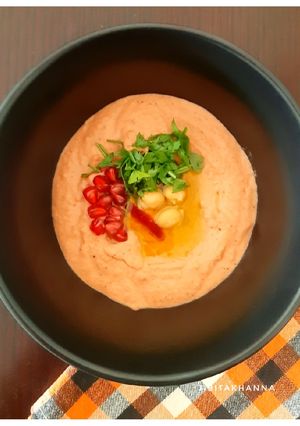 A picture of Smooth and Creamy Beetroot Hummus.
