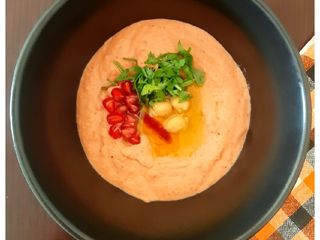 Smooth and Creamy Beetroot Hummus