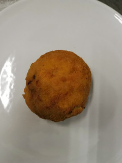 Una foto de Bombas de carne picante 🌶️🥔
