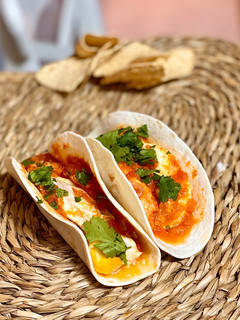 Una foto de Tacos vegetarianos de huevos rancheros