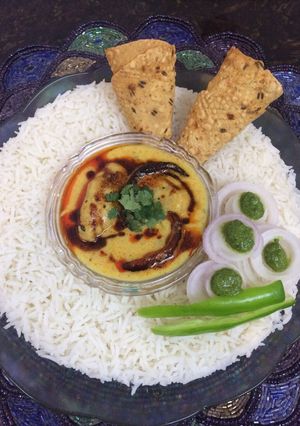 A picture of Kadhi Chawal.