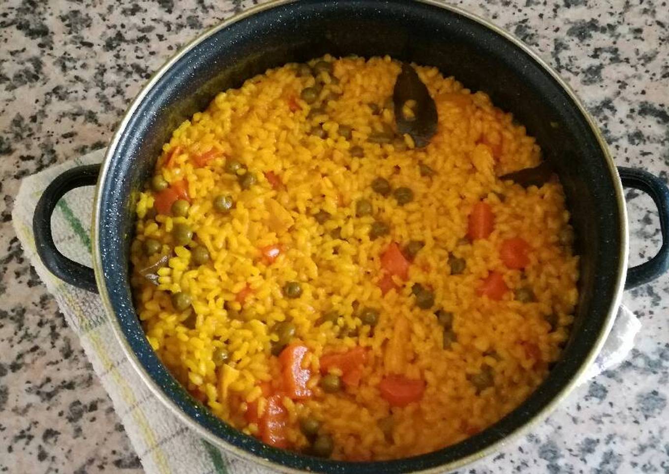 Arroz con pollo y verduritas