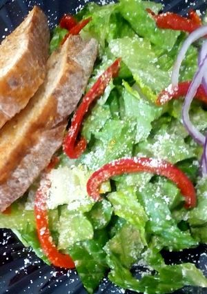 A picture of Ceasar salad.