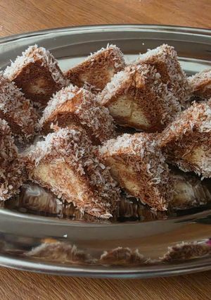 Fibriyás mikrós Kókuszos “mézes” háromszögek keto GM recept fotója