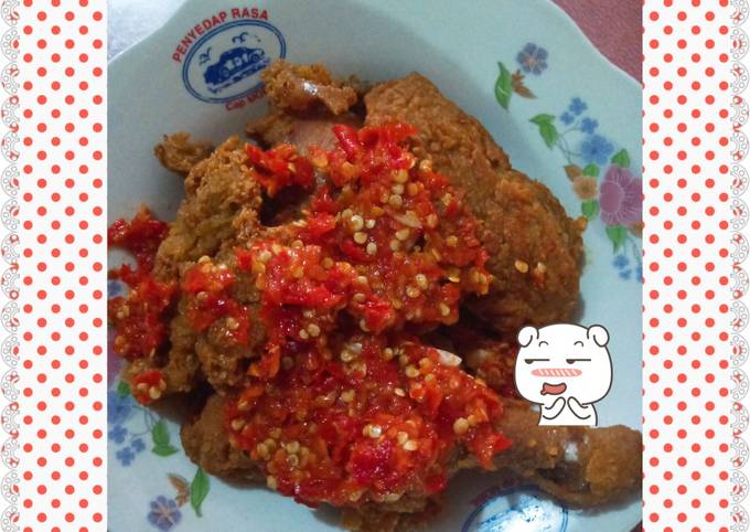 Ayam Geprek Sambel Korek Istimewa