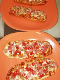 Una foto de Pan pizza