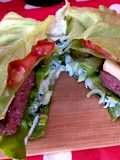 Un altfel de hamburger 😉🥬🥒🍅🍔