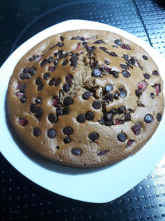Una foto de Bizcocho de fresas y pepitas de chocolate