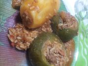 Una foto de carne en cubos