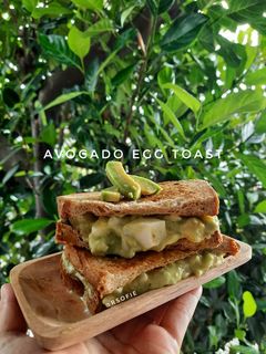 Foto resep Avocado Egg Toast
